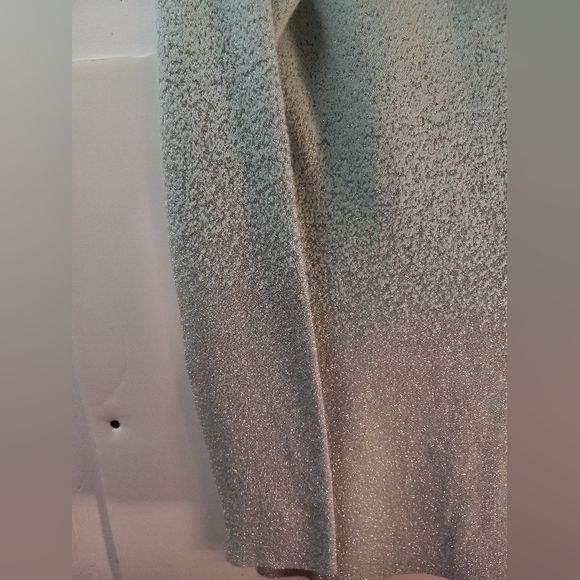 New York & Company Metallic Tunic New Years Christmas Festive Sweater Holiday - Picture 9 of 15